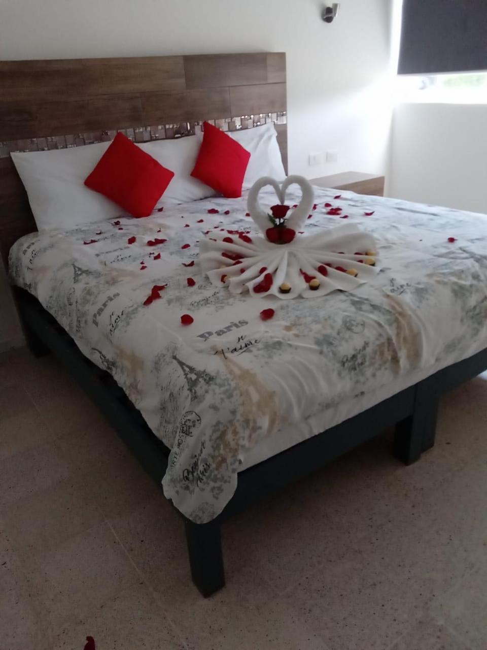 Hotel Los Leones Palenque Eksteriør billede