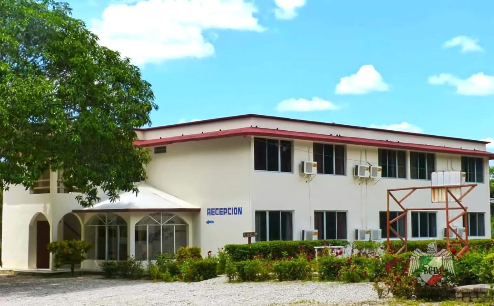 Hotel Los Leones Palenque Eksteriør billede